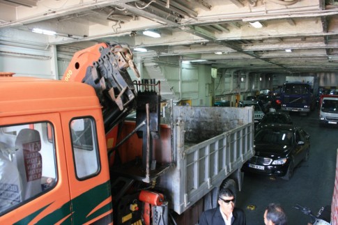 The rather cramped vehicle deck.