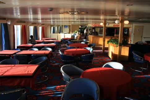 Right aft, the former restaurant with its associated cocktail bar - an arrangement which, as built, was similar in concept to the forward SmÃ¶rgÃ¥sbord restaurants of other 1970s ferries such as the Gustav Vasa, Nils Dacke, Prince of Fundy and Prins Oberon.