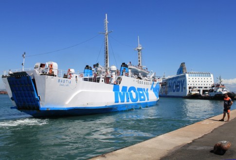 Arriving at Piombino is the Bastia of 1974, Moby's first purpose-built ship and now dedicated to the 'low cost' Piombino-Cavo route. The rest of the company's Elban fleet sails solely to the main port of Portoferraio.