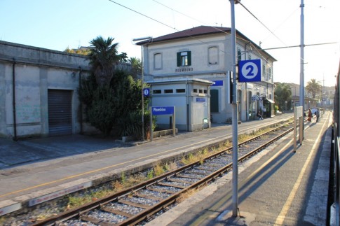 Piombino town station