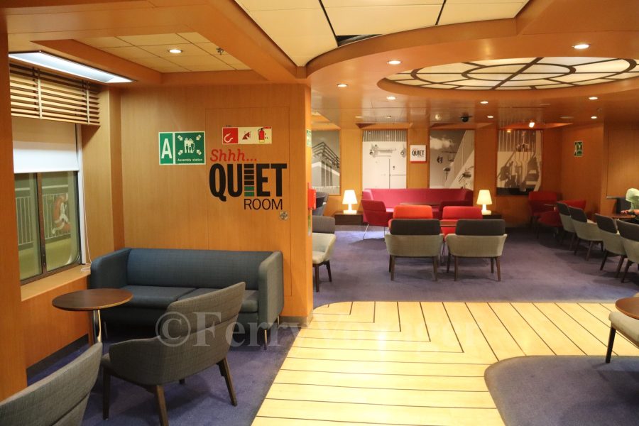 Aft of the cafeteria seating area is a smaller quiet lounge.