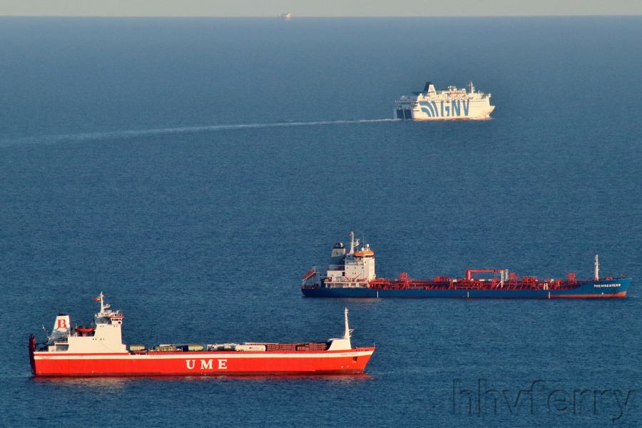 The Gubal Trader (foreground, ex-Gute) and GNV Allegra (ex-Kronprins Harald, Oscar Wilde) off Barcelona in February.