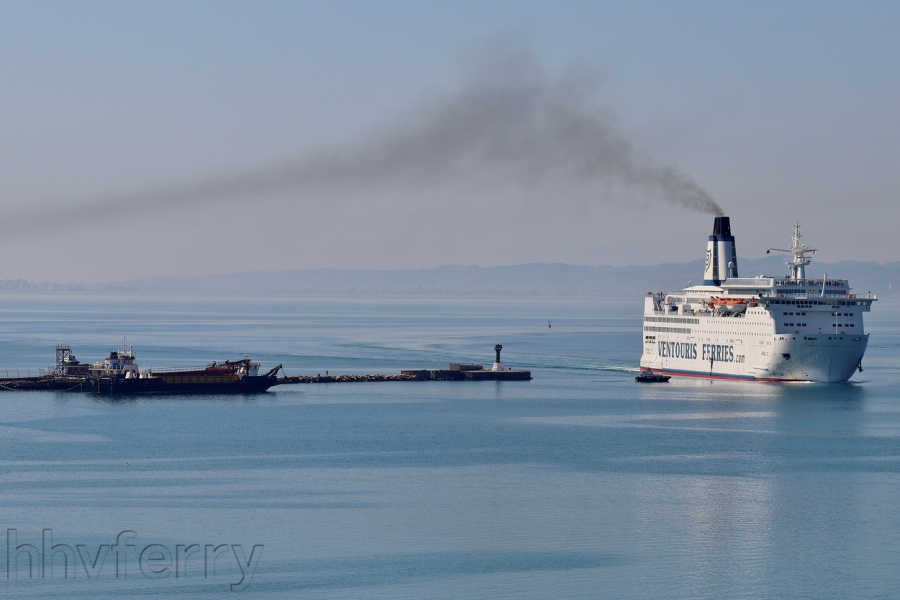 The Rigel II (ex-Visby, Stena Felicity, Scandinavia) arriving at Durres in July.